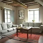 A Casa La L'aiola, With Jacuzzi And Ac Villa