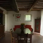 A Casa La L'aiola, With Jacuzzi And Ac