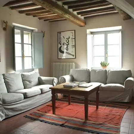 A Casa La L'aiola, With Jacuzzi And Ac Villa
