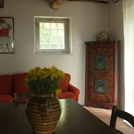 Villa A Casa Là L'aiola, With Jacuzzi&ac *