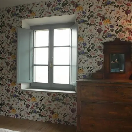 Villa A Casa La L'aiola, With Jacuzzi And Ac *