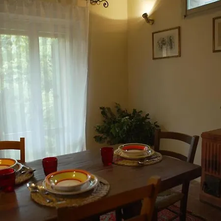 A Casa Là L'aiola, With Jacuzzi&ac