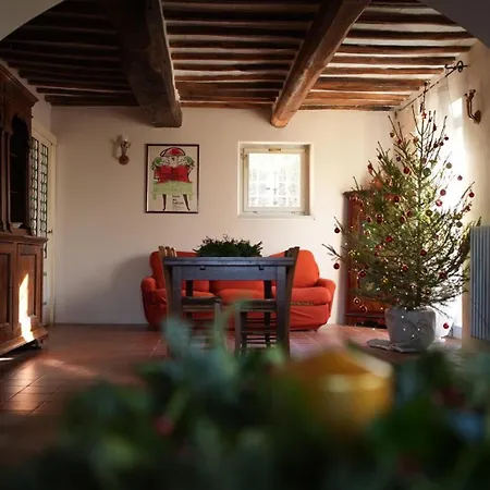 A Casa Là L'aiola, With Jacuzzi&ac Villa Paciano