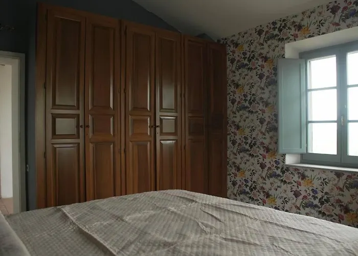 A Casa La L'aiola, With Jacuzzi And Ac Paciano