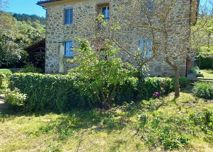A Casa Là L'aiola, With Jacuzzi&ac Villa